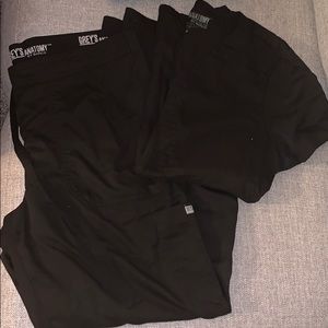 Grey’s Anatomy Scrubs✔️